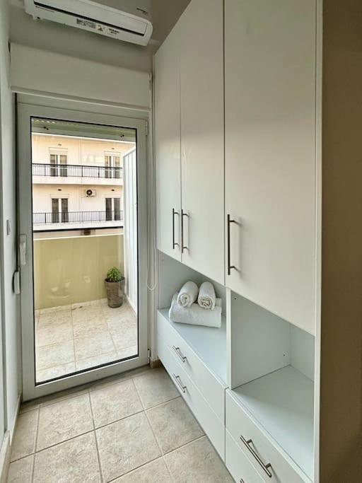 Bright New Small Apartment *